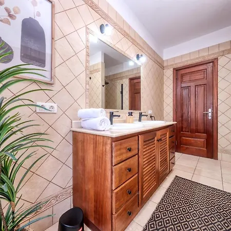 Casa Guayre - Private Pool, Bbq, Air-con And Ping-pong By Lanzarote Puerto Calero