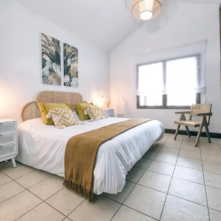 Casa Guayre - Private Pool, Bbq, Air-con And Ping-pong By Lanzarote Feriehus Puerto Calero