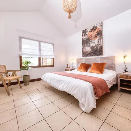 Casa Guayre - Private Pool, Bbq, Air-con And Ping-pong By Lanzarote