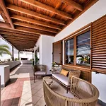 בית נופש Casa Guayre - Private Pool, Bbq, Air-con And Ping-pong By Lanzarote *