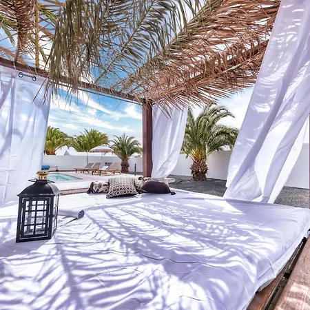 בית נופש Casa Guayre - Private Pool, Bbq, Air-con And Ping-pong By Lanzarote *